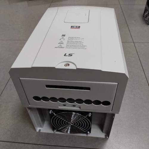 Biến tần Ls SV0150IS7-4NO