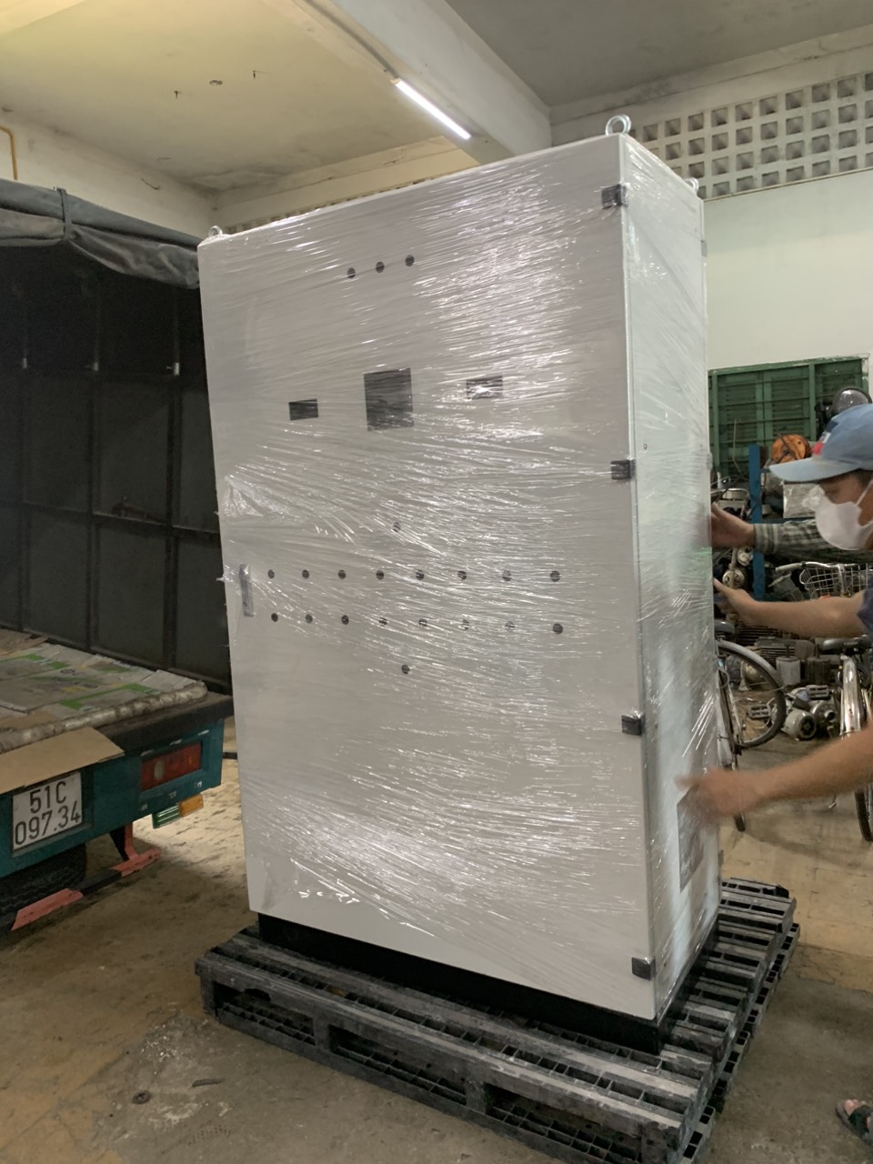 Vỏ tủ điện sơn tĩnh điện